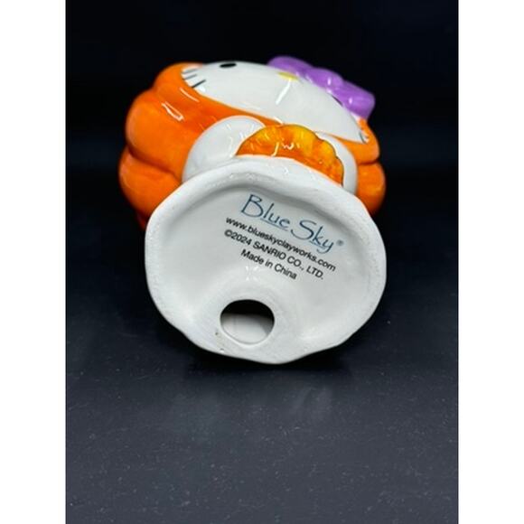 NEW Hello Kitty‎ Pumpkin Hat, Purple Bow, Pumpkin Basket, Halloween Figurine - Picture 6 of 6